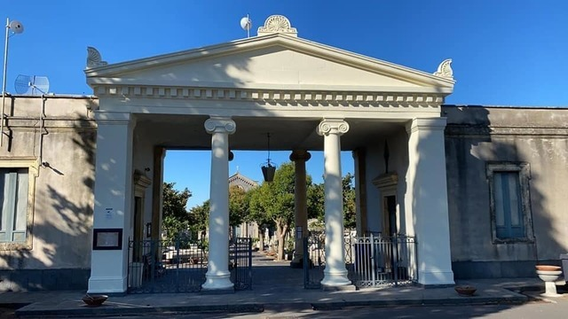 Accesso al Civico Cimitero durante il periodo pasquale